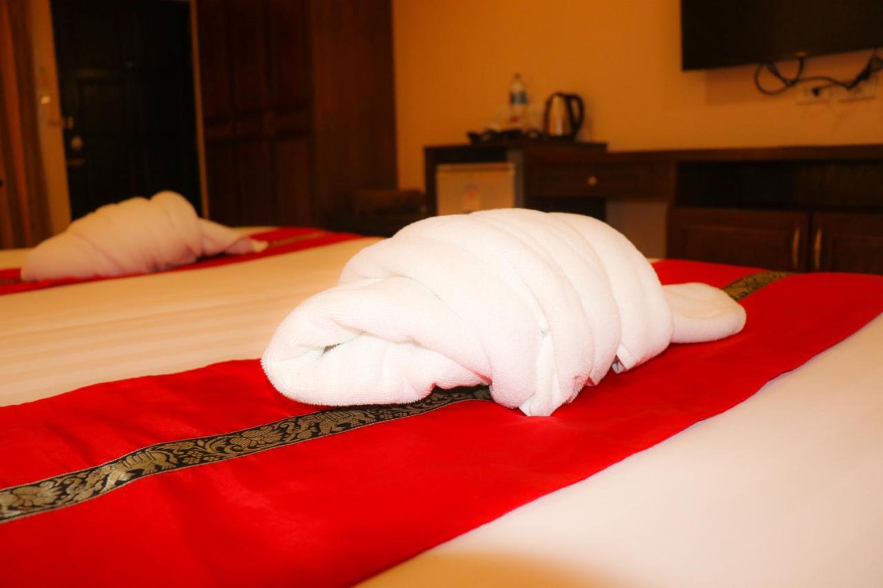 Andaman Seaside Resort - SHA Extra Plus Bang Tao Beach  Exterior foto